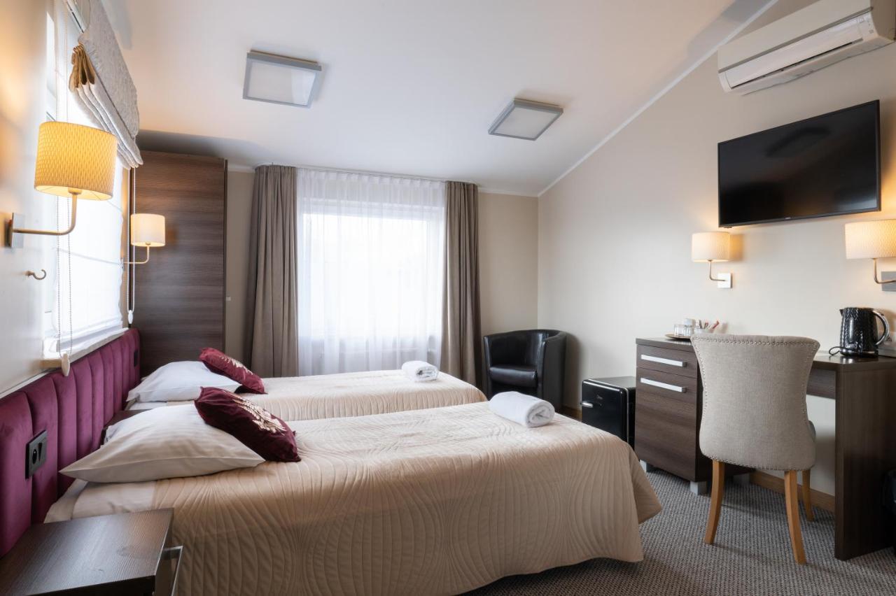 Zloty Staw Bed & Breakfast Borkowo  Ngoại thất bức ảnh