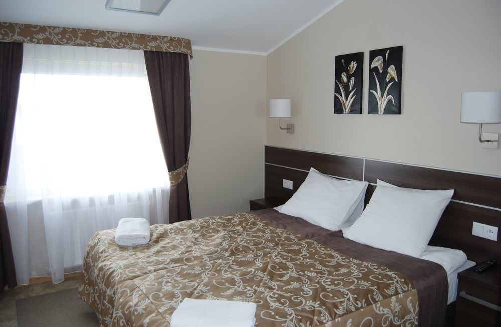 Zloty Staw Bed & Breakfast Borkowo  Ngoại thất bức ảnh